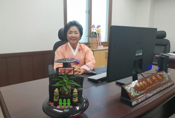 .집집마다 황금돼지의 꿈이 실현 되십시오